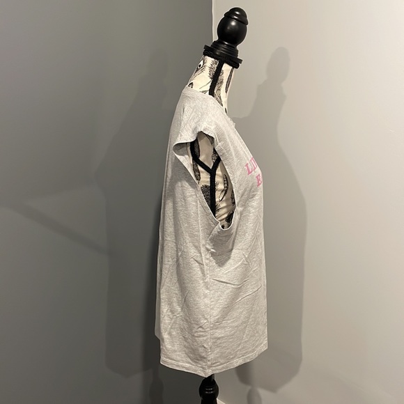 Prince Peter Collection - Life Is Hard, Eat A Carb Muscle Tee 🍝 🍞 - Picture 7 of 8